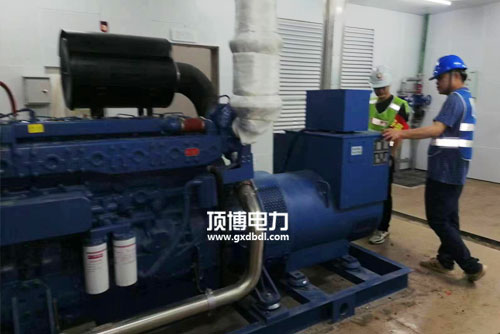 自啟動(dòng)深?？刂破?/></p><p style=