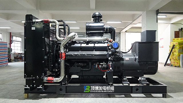 數(shù)字基建新里程碑：南通至行攜手廣西頂博，以823kW柴油發(fā)電機(jī)組打造圖木舒克大數(shù)據(jù)產(chǎn)業(yè)園“電力心臟”