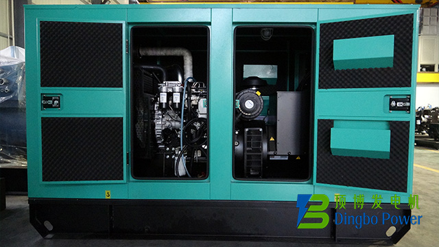 92kW珀金斯靜音發(fā)電機(jī)組4