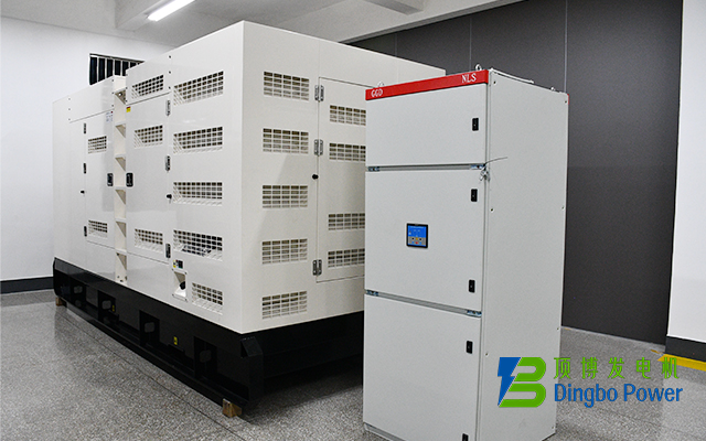 400KW康明斯靜音箱式柴油發(fā)電機組1